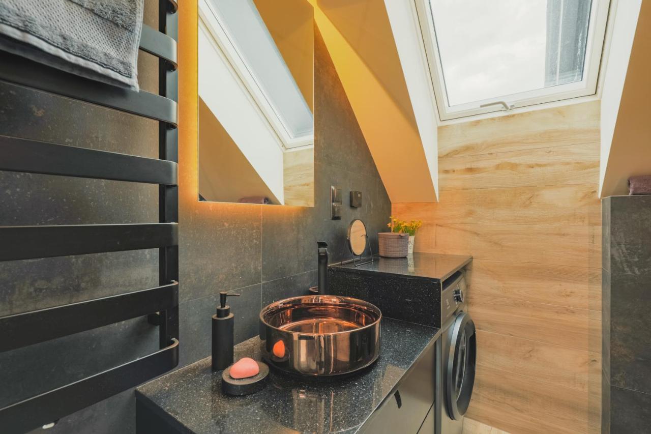 Apartment Przepiekny Orange Z Widokiem Na Skrzyczne - Sun&sport *