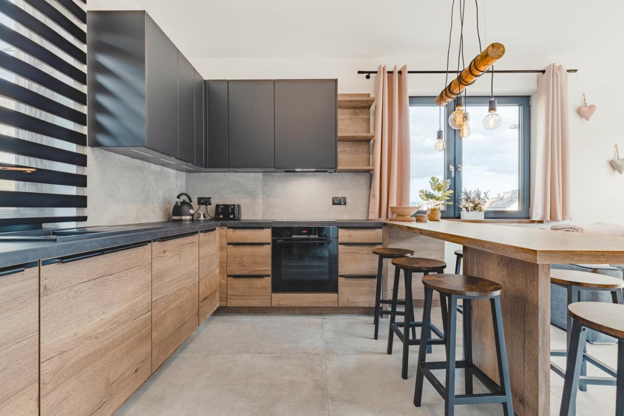 Przepiekny Orange Z Widokiem Na Skrzyczne - Sun&sport Apartment